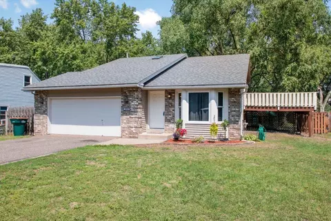 1065 89th Ave NE, Blaine, MN 55434