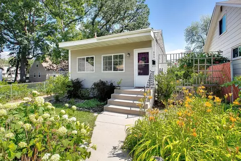 884 Clayland St, Saint Paul, MN 55104