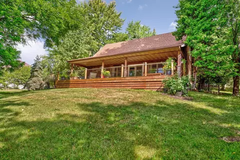 9332 Dodd Rd, Faribault, MN 55021