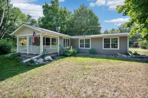 32226 Palm St NW, Cambridge, MN 55008