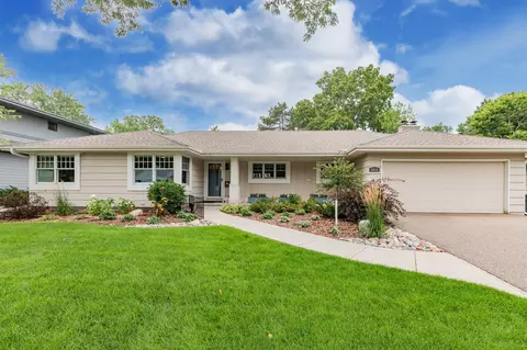5610 Dalrymple Rd, Edina, MN 55424