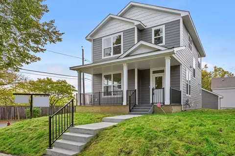 301 30th Ave N, Minneapolis, MN 55411