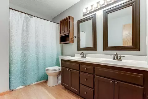 1558 Baylor Ct, Eagan, MN 55122 photo 20
