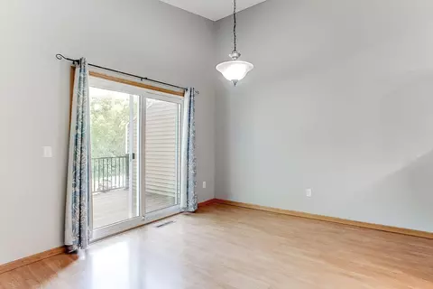 1558 Baylor Ct, Eagan, MN 55122 photo 7