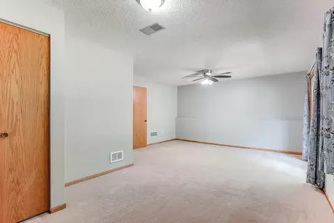 1558 Baylor Ct, Eagan, MN 55122 photo 27