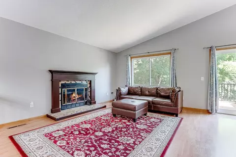 1558 Baylor Ct, Eagan, MN 55122 photo 4