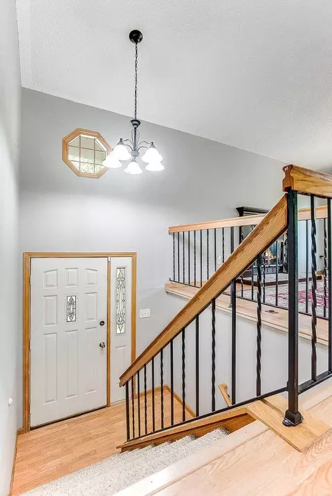 1558 Baylor Ct, Eagan, MN 55122 photo 3