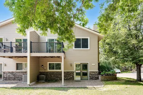 1558 Baylor Ct, Eagan, MN 55122 photo 34