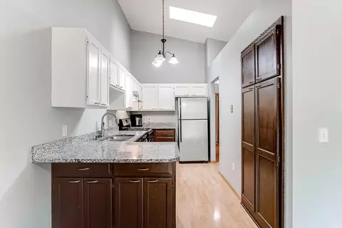1558 Baylor Ct, Eagan, MN 55122 photo 11