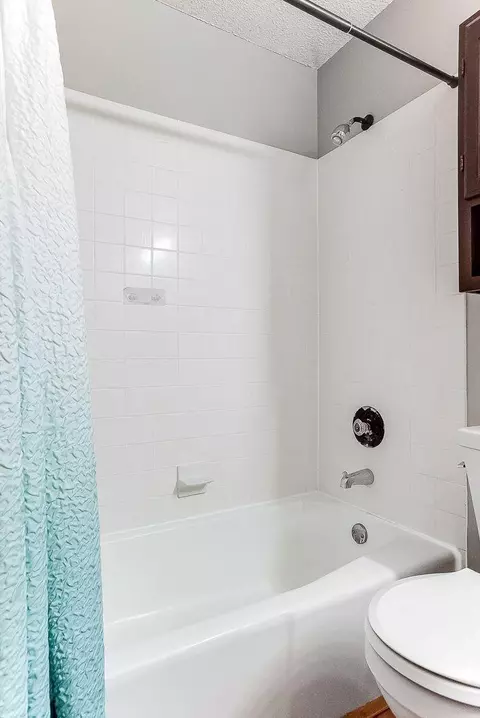1558 Baylor Ct, Eagan, MN 55122 photo 22