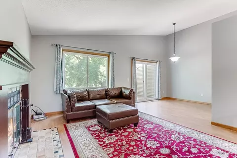 1558 Baylor Ct, Eagan, MN 55122 photo 5