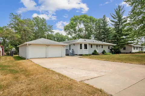 10508 Rhode Island Ave N, Brooklyn Park, MN 55445