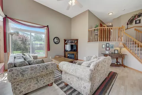 4811 Red Pine Ct, Eagan, MN 55123 photo 7
