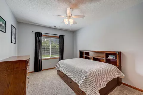 4811 Red Pine Ct, Eagan, MN 55123 photo 34