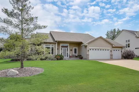 4811 Red Pine Ct, Eagan, MN 55123 photo 60