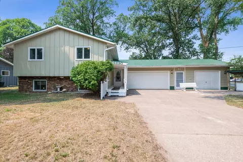 26690 Feriday Ave, Wyoming, MN 55092