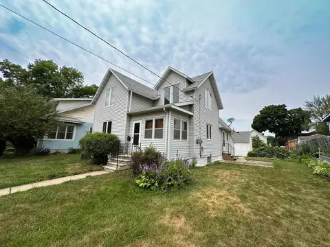 307 6th St NW, Rochester, MN 55901