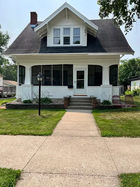 275 7th Ave, Granite Falls, MN 56241