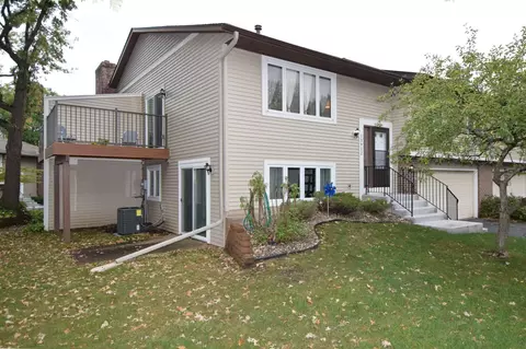 13912 Herald Ct, Apple Valley, MN 55124
