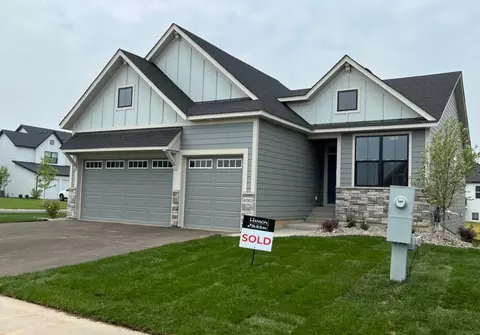 4081 Kokanee Ln N, Lake Elmo, MN 55042