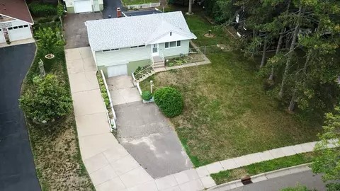 762 Mary St N, Maplewood, MN 55119