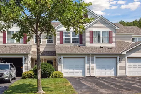 1583 Countryside Dr, Shakopee, MN 55379