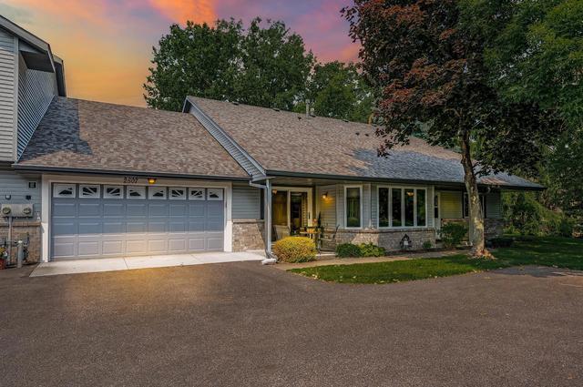 2507 Sumac Rdg, White Bear Lake, MN 55110 | 25 Photos - Movoto