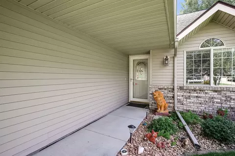 1321 Cypress Ln W, Annandale, MN 55302