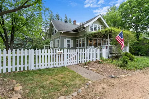 5685 Howards Point Rd, Shorewood, MN 55331