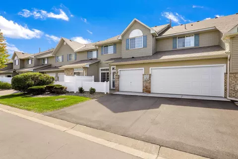 15660 Gateway Path, Apple Valley, MN 55124