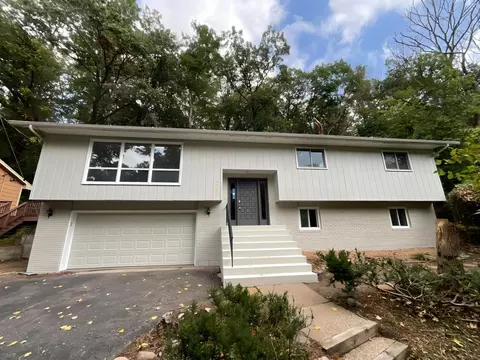 2097 Highwood Ave E, Saint Paul, MN 55119