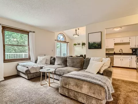 4166 Meadowlark Way, Eagan, MN 55122 photo 10