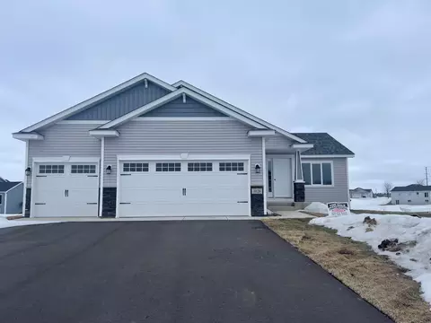 23087 Turquoise St, Saint Augusta, MN 56301
