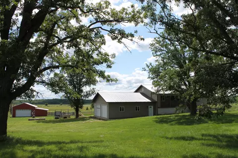 9762 County Road 1 SW, Pequot Lakes, MN 56472