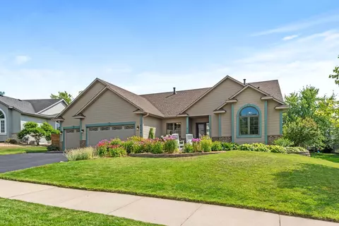 6554 137th St W, Apple Valley, MN 55124