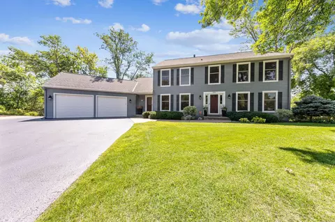 13005 38th Pl N, Plymouth, MN 55441