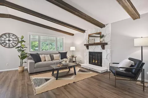 14290 Sunnyslope Dr, Maple Grove, MN 55311