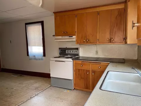 39 E Snelling Ave, Appleton, MN 56208 photo 9
