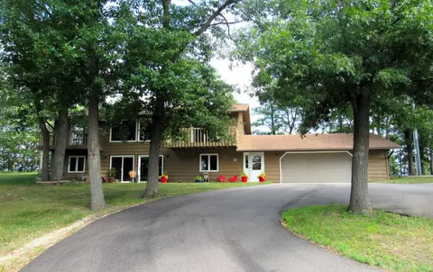 6352 Highland Scenic Rd, Baxter, MN 56425