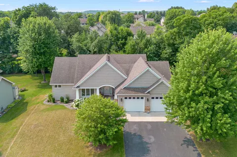 617 Ridgewood Ln, Delano, MN 55328