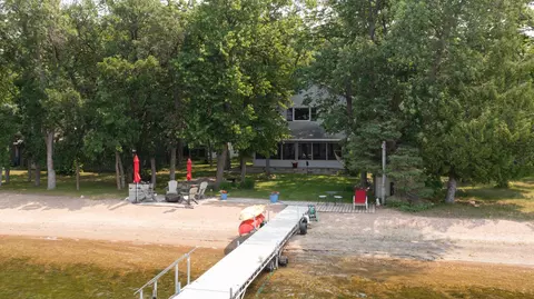 46793 Benny Ln, Perham, MN 56573