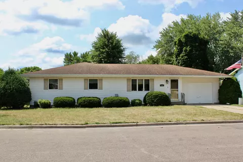 449 1st St SW, Blooming Prairie, MN 55917