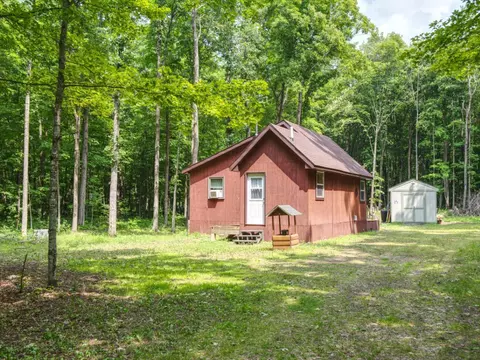 2741 28 14 St, Birchwood, WI 54817