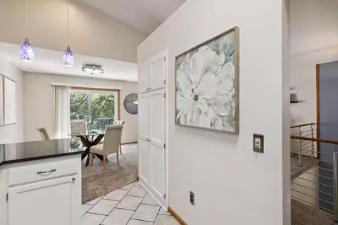 1564 Baylor Ct #B, Eagan, MN 55122 photo 14