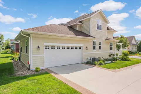 1609 Summit Hl, Eagan, MN 55122 photo 34