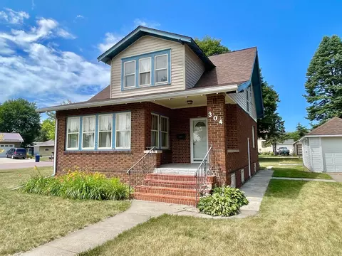 304 N Spring Ave, Springfield, MN 56087