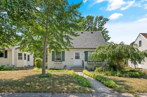 4115 Perry Ave N, Robbinsdale, MN 55422