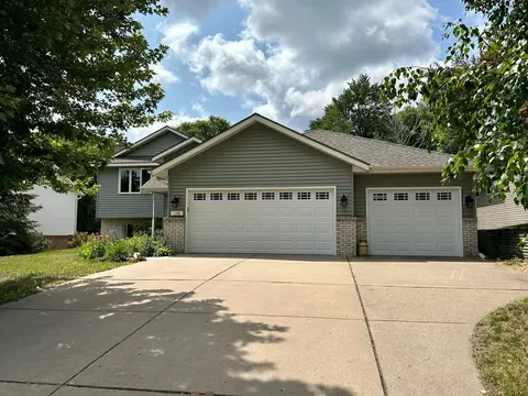 186 Egret Ln, Lino Lakes, MN 55014