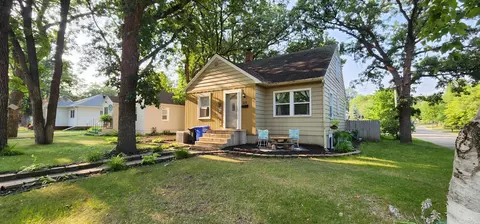 323 Sherman St, Detroit Lakes, MN 56501