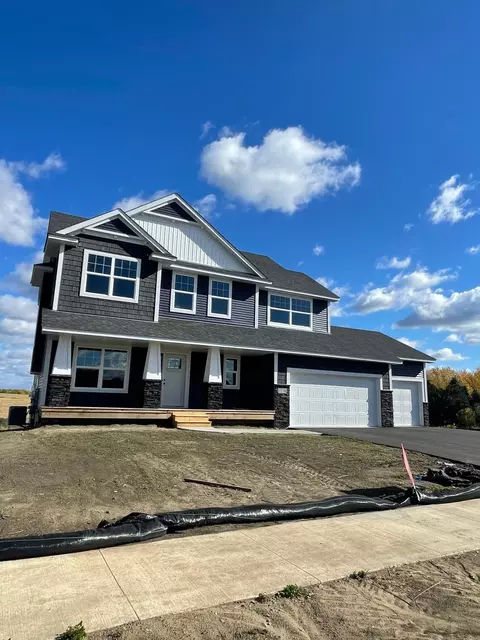 19796 Henning Ave, Lakeville, MN 55044